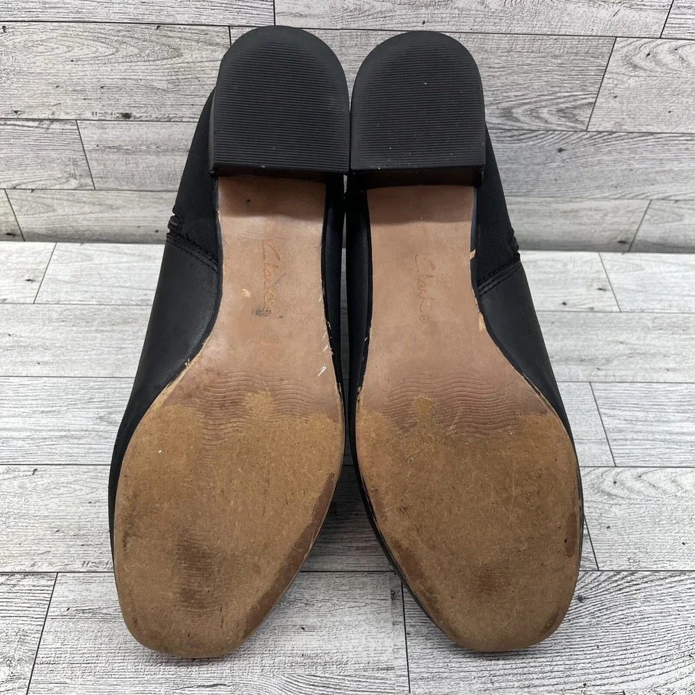 Clarks Chartli Valley Black‎ Leather Block Heel Bootie Women Size 8.5M